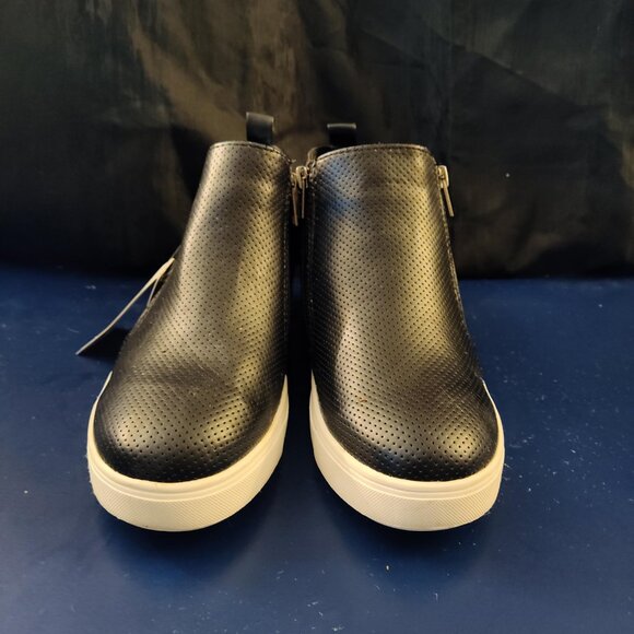 NWT Time and Tru Memory Foam Sneaker Wedge Ankle Boots Size 8 - Picture 4 of 6